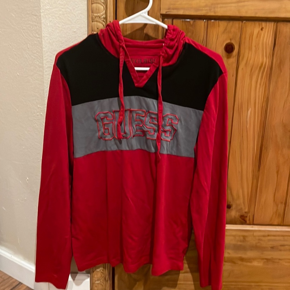 Guess shirt size small